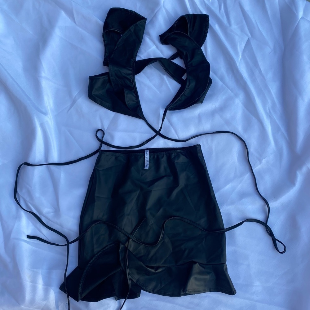 Madison Faux Leather Ruffle Set In Black - Picture 5 of 5